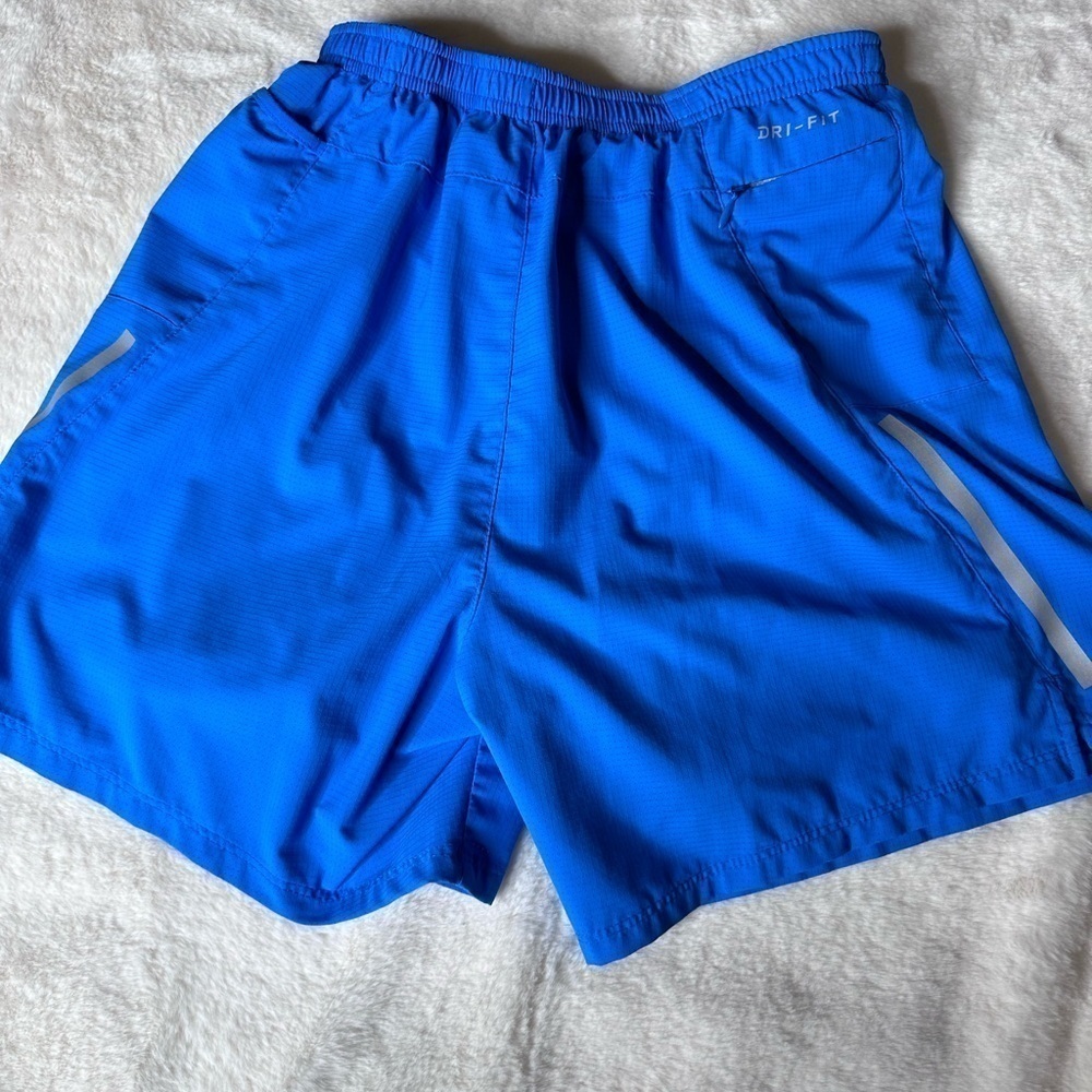 Nike Dri-fit Short - Picture 4 of 5